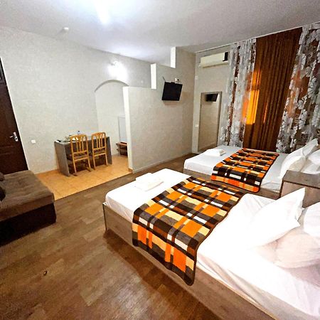 Safar Hotel Tachkent Extérieur photo